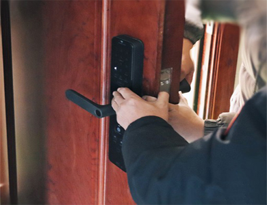 伊宁24小时上门开锁公司